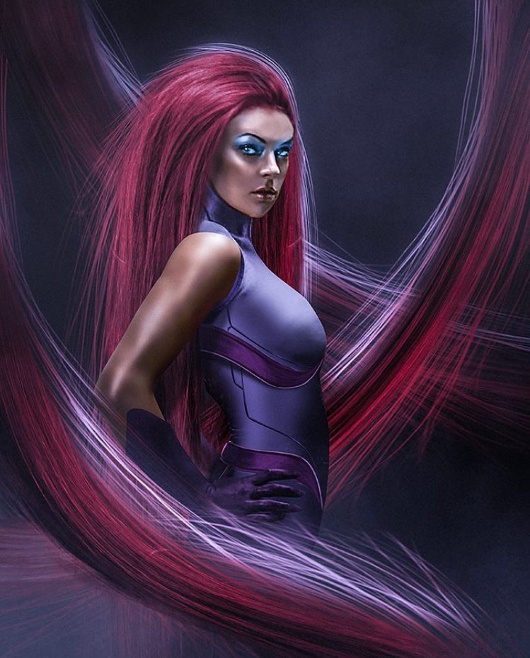 ↳ I ᴀᴍ Qᴜᴇᴇɴ.