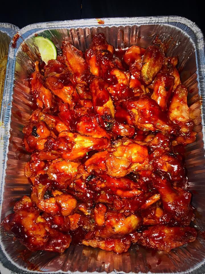 herfoever's tweet photo. all hail the wings 🤤 https://t.co/m3vhX4DqCR