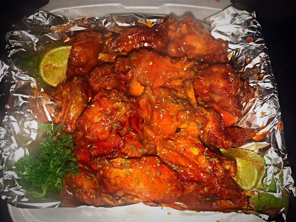 herfoever's tweet photo. all hail the wings 🤤 https://t.co/m3vhX4DqCR