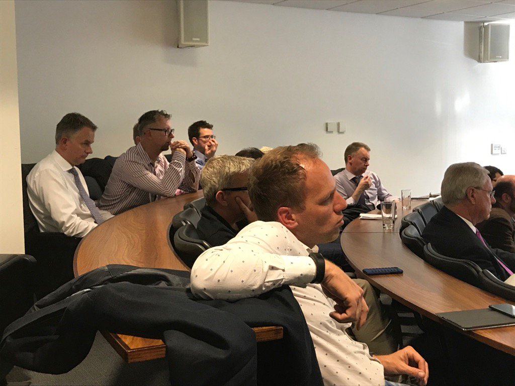 Hixsons's tweet photo. Good to welcome Chairman of @SteeleR_LLP #TimStone and @echodaz from @Bournemouthecho #ENTREN17 https://t.co/L98twDf6Fg