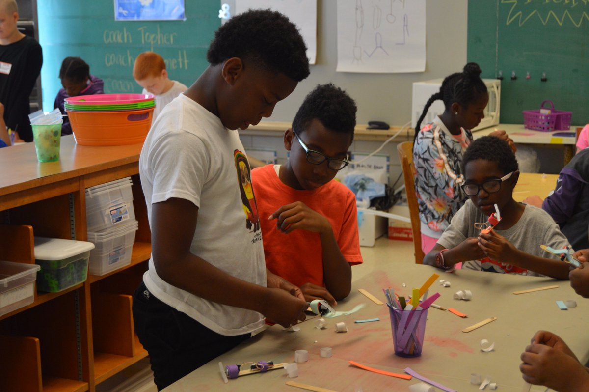 clwarlick's tweet photo. "One person can make a difference, and everyone can try." JFK #leaders @BCPSHES @BCPSmakes #hesmakes @futuremakerkids MakerWeek D2. https://t.co/jT0l5tn0kK