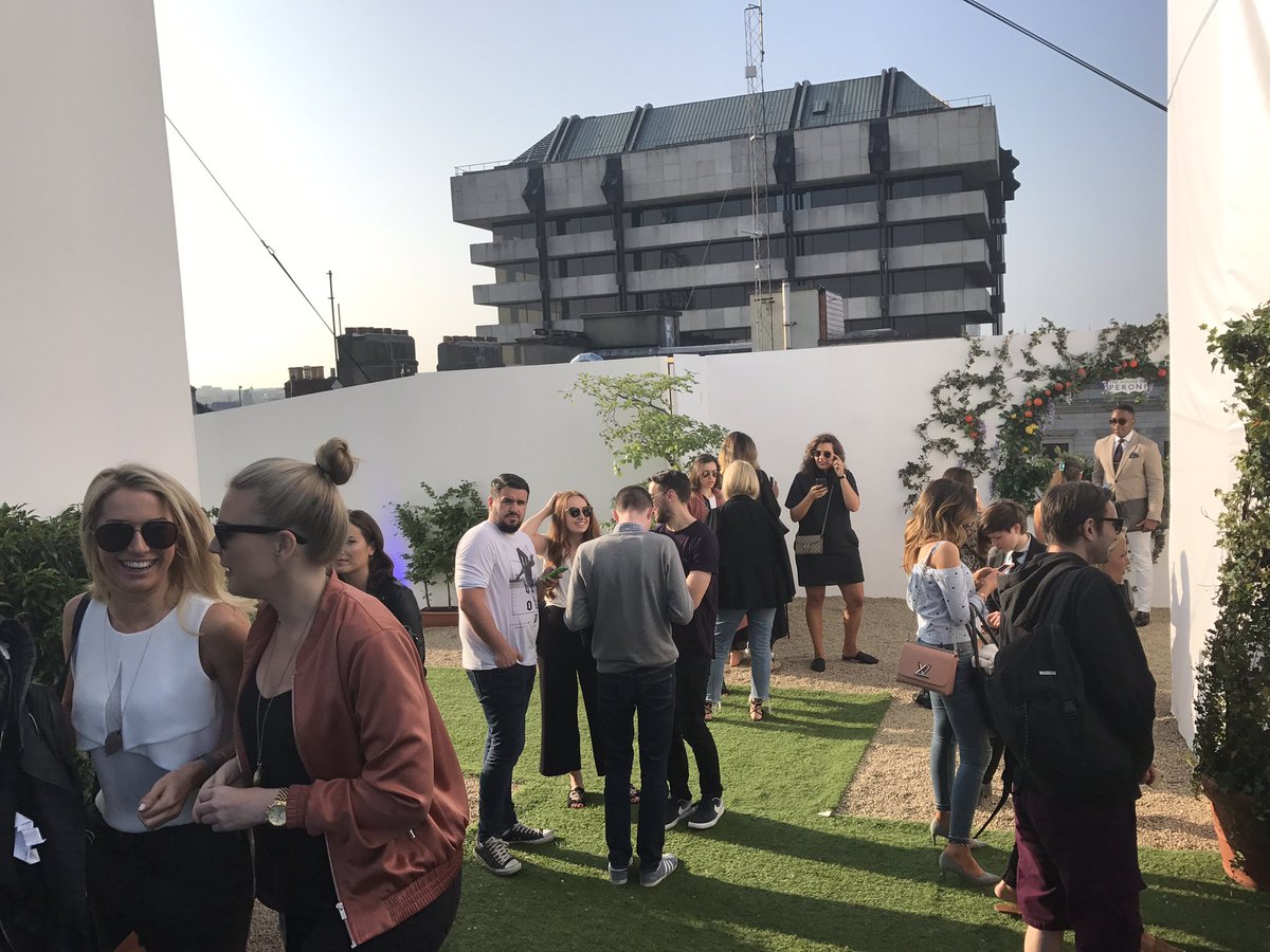 jules_mahon's tweet photo. Beautiful evening to launch #HouseofPeroni looks very slick 👌🏻@PeroniIreland https://t.co/owIVcbljOH