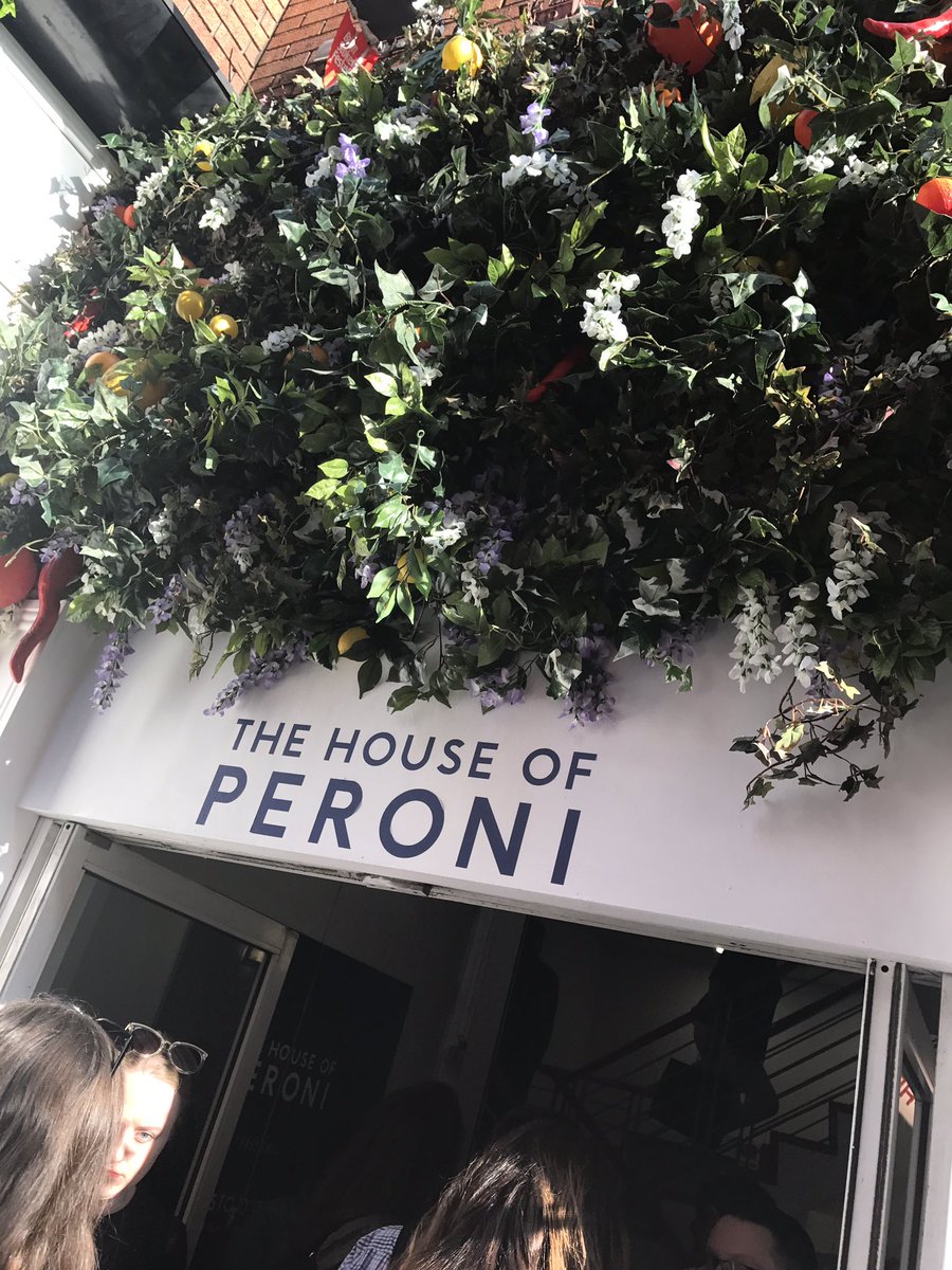 jules_mahon's tweet photo. Beautiful evening to launch #HouseofPeroni looks very slick 👌🏻@PeroniIreland https://t.co/owIVcbljOH