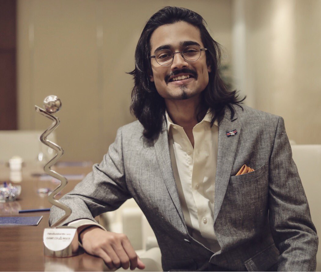 Bhuvan_Bam's tweet photo. HT Gamechanger Award 2017 goes to...
#hindustantimes #gamechangerawards https://t.co/OWQmymcp8d