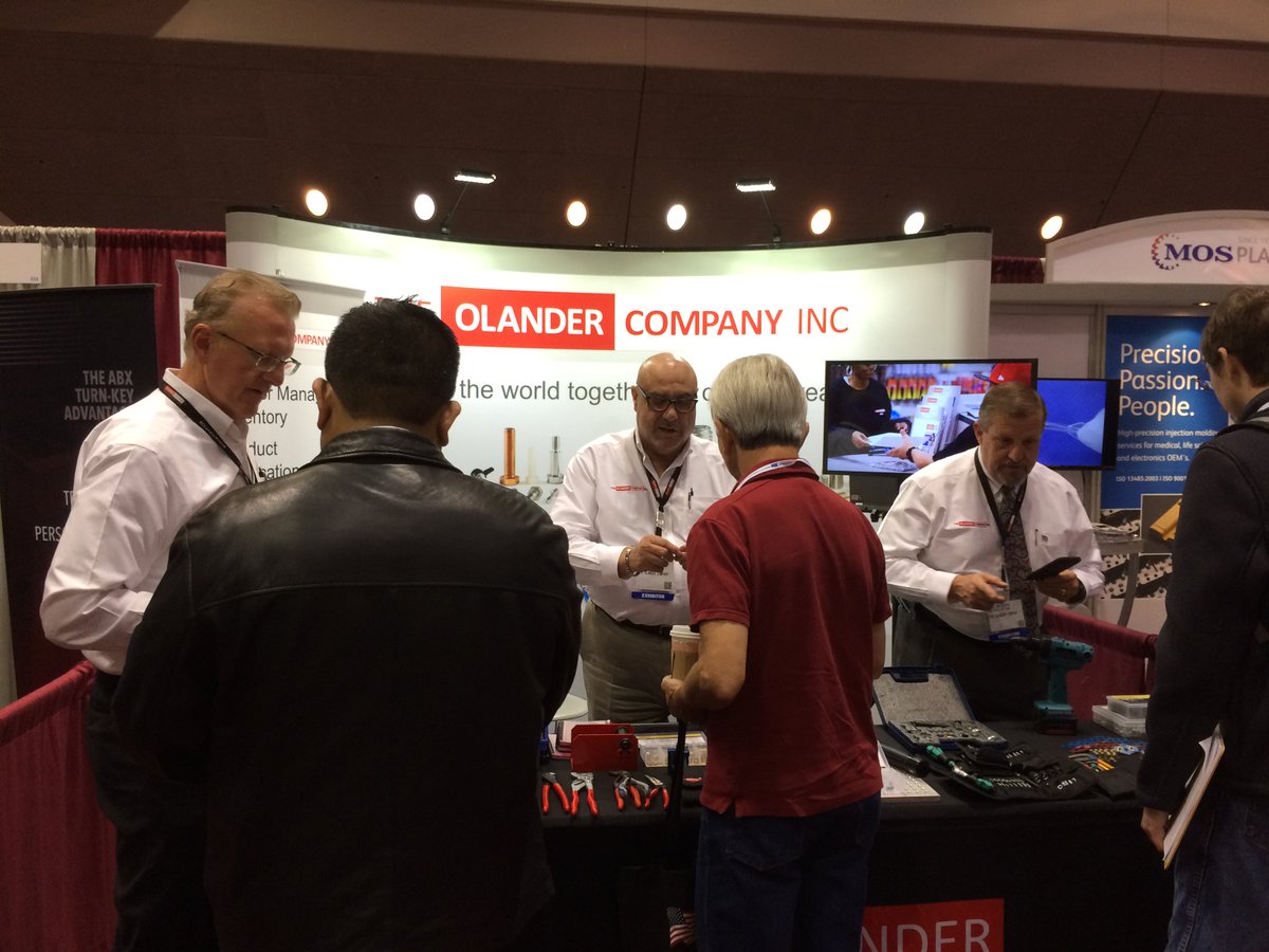TheOlanderCo's tweet photo. The traffic is getting back to #Booth452 @Design2Part Weโd love to see you too! #fasteners #vmi #olanderproud https://t.co/G3936949XW