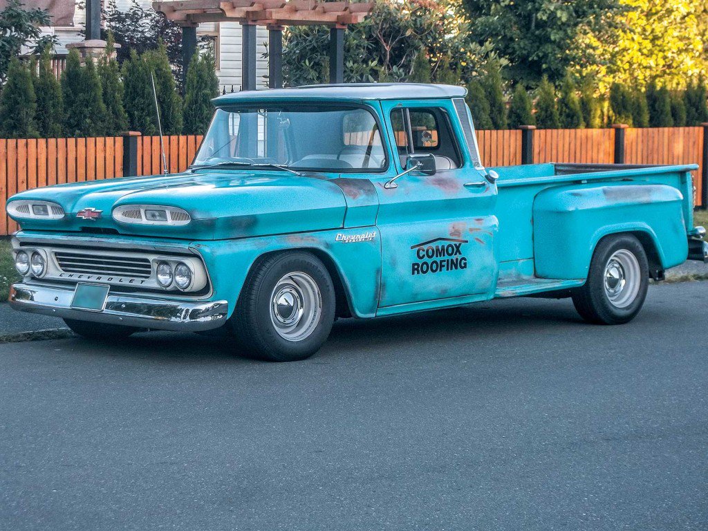 LMCTruck's tweet image. Steve Hawkins made some updates to his 1960 #ChevyApache, but we&apos;re glad he decided to keep the #patina! ow.ly/Qy0O30bBUTh #lmctruck