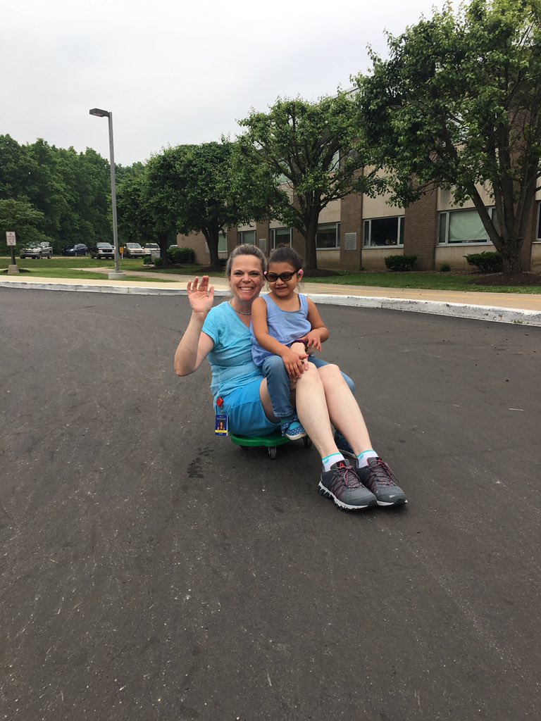 MsGaryKinderTec's tweet photo. Scooting to the finish line with @MrsSwensonCIP class! 🏁 https://t.co/KVgCLUl9Bj