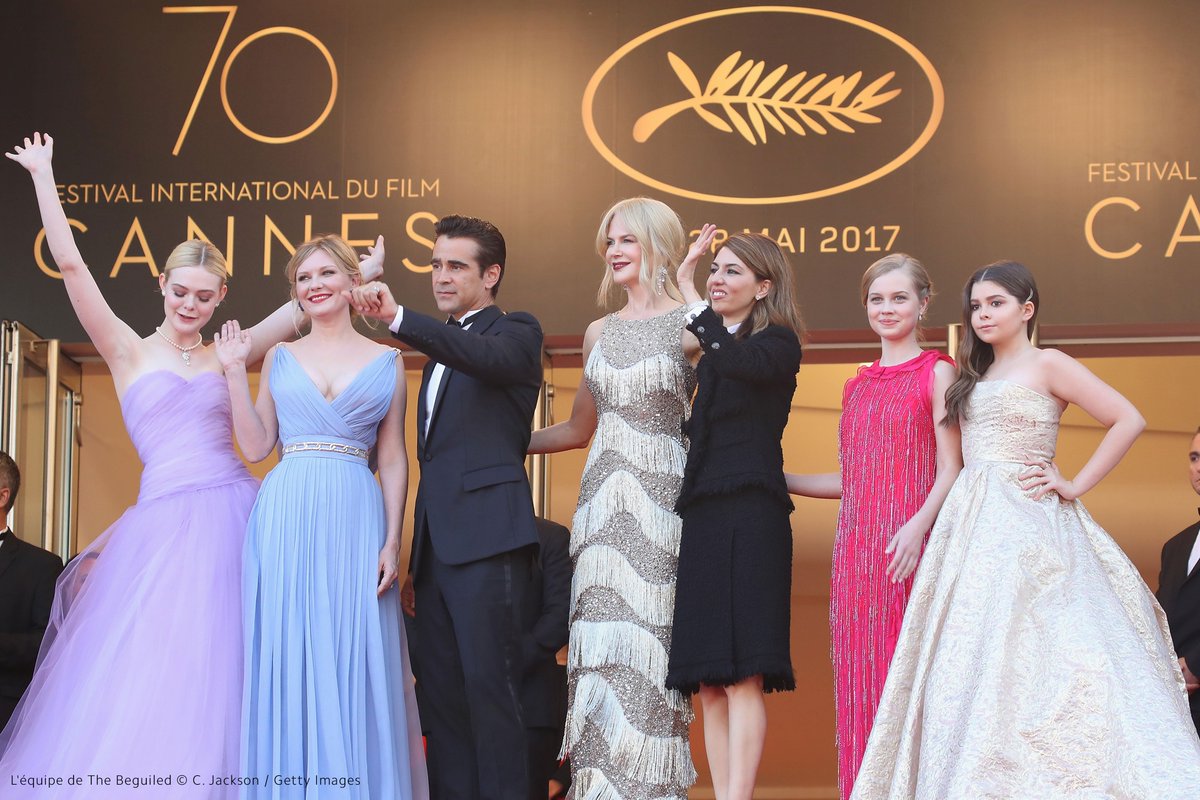 Festival_Cannes's tweet photo. #Redcarpet #Cannes2017 THE BEGUILED (LES PROIES) by Sofia COPPOLA #Competition https://t.co/X7YoIH7uAE