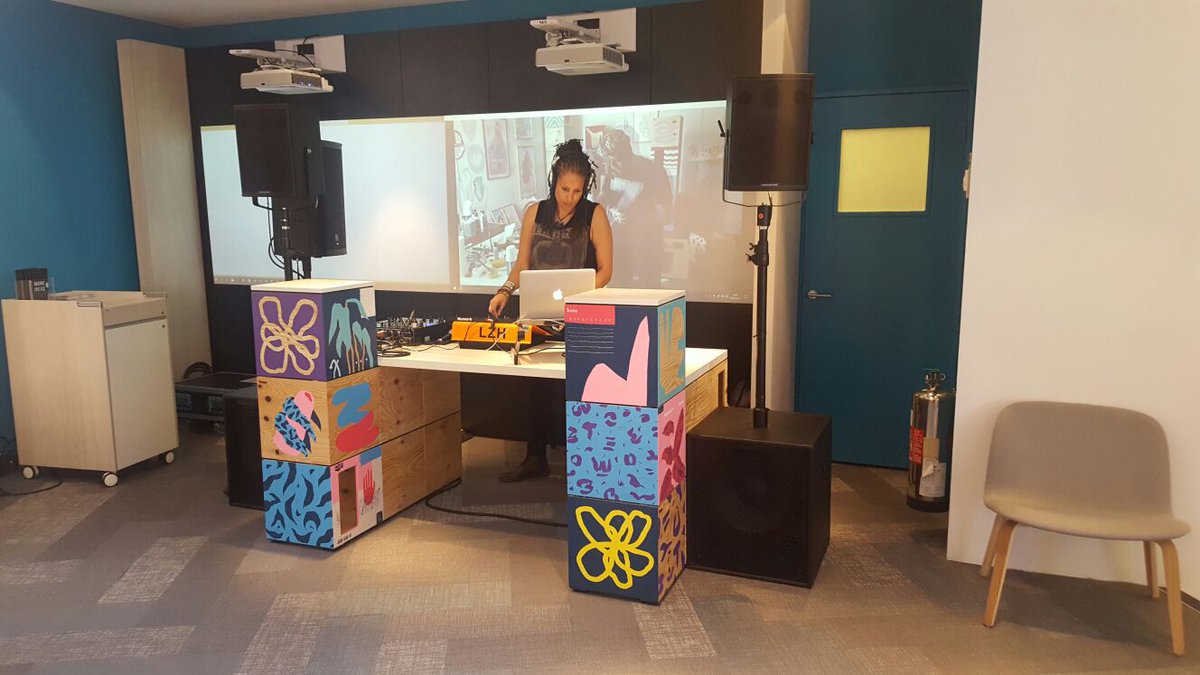 SurtioEvents's tweet photo. Dj setup from last night's event #soundhire #Clerkenwell #cdw2017 #eventprofs #London https://t.co/OvXZGEd48Y