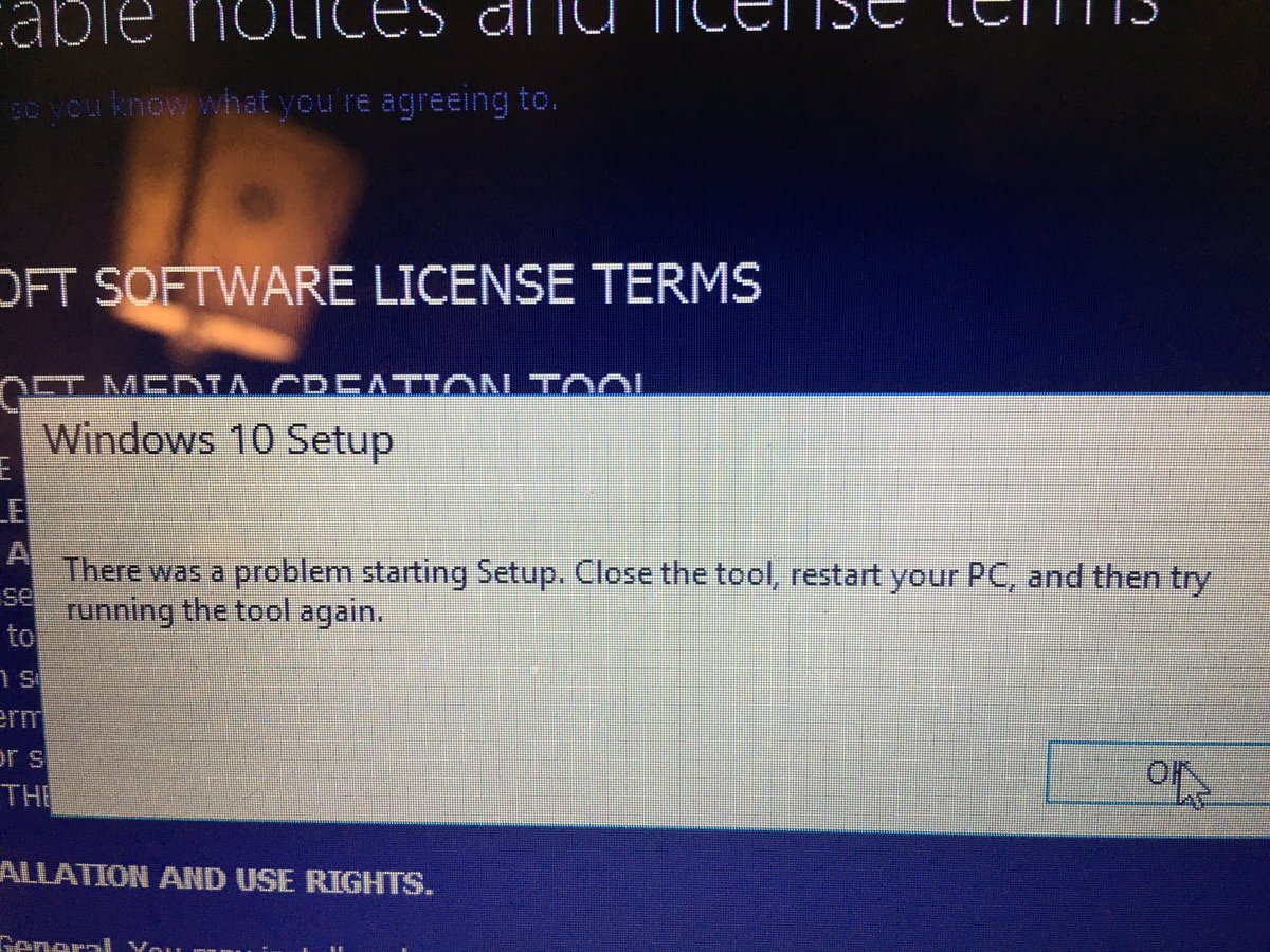ESTRAHarassment's tweet image. Oh! Letting #Windows10Setup but failing to finish as usual. #InsurerHackers.