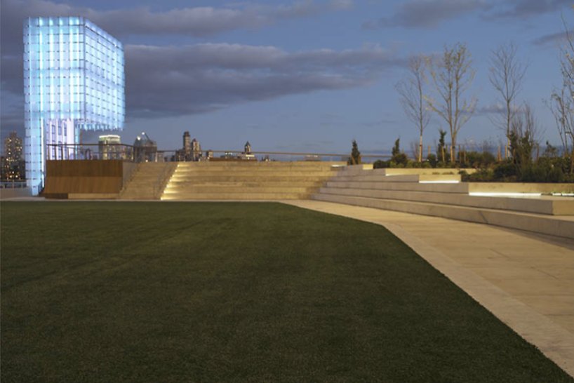 One Smooth Stone tweet media