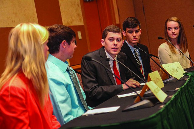 okfarmbureau's tweet photo. Reminder: Make sure you sign up for this year’s YF&R HS Discussion Meet! 1st place wins a $1,500 scholarship: https://t.co/kuTLZ6HL2g https://t.co/gld6djBJAp
