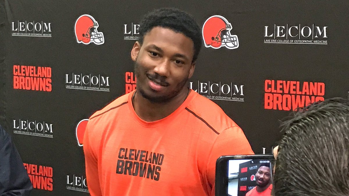 .@MylesLGarrett, who hasn't participated in OTAs, hopes to be "full tilt" next week.   Sat out as a precaution. https://t.co/ZE9m1WEwzB
