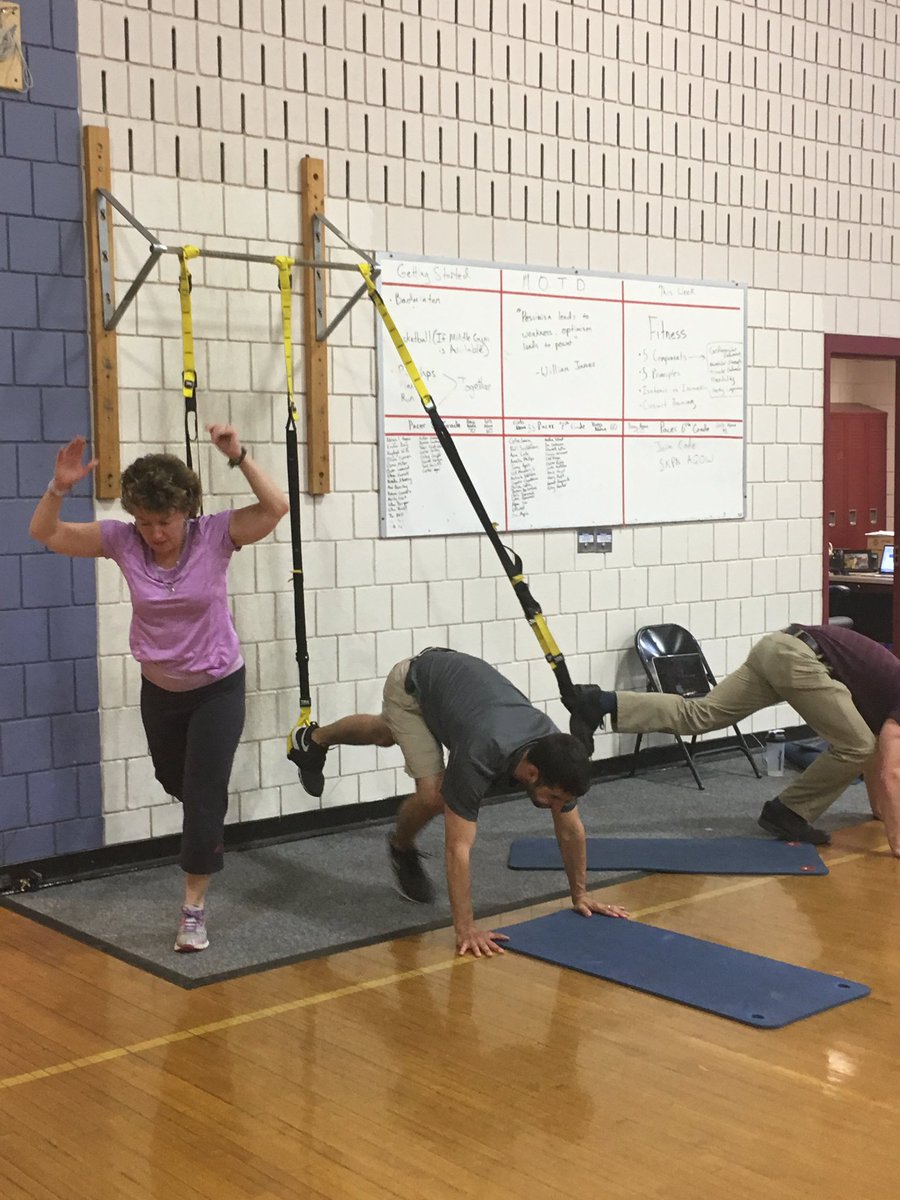 CatherineFrost's tweet photo. #HWEdCamp #TRX thanks @kikipilates for lending us the suspension trainers!! https://t.co/YxATaaaD5P