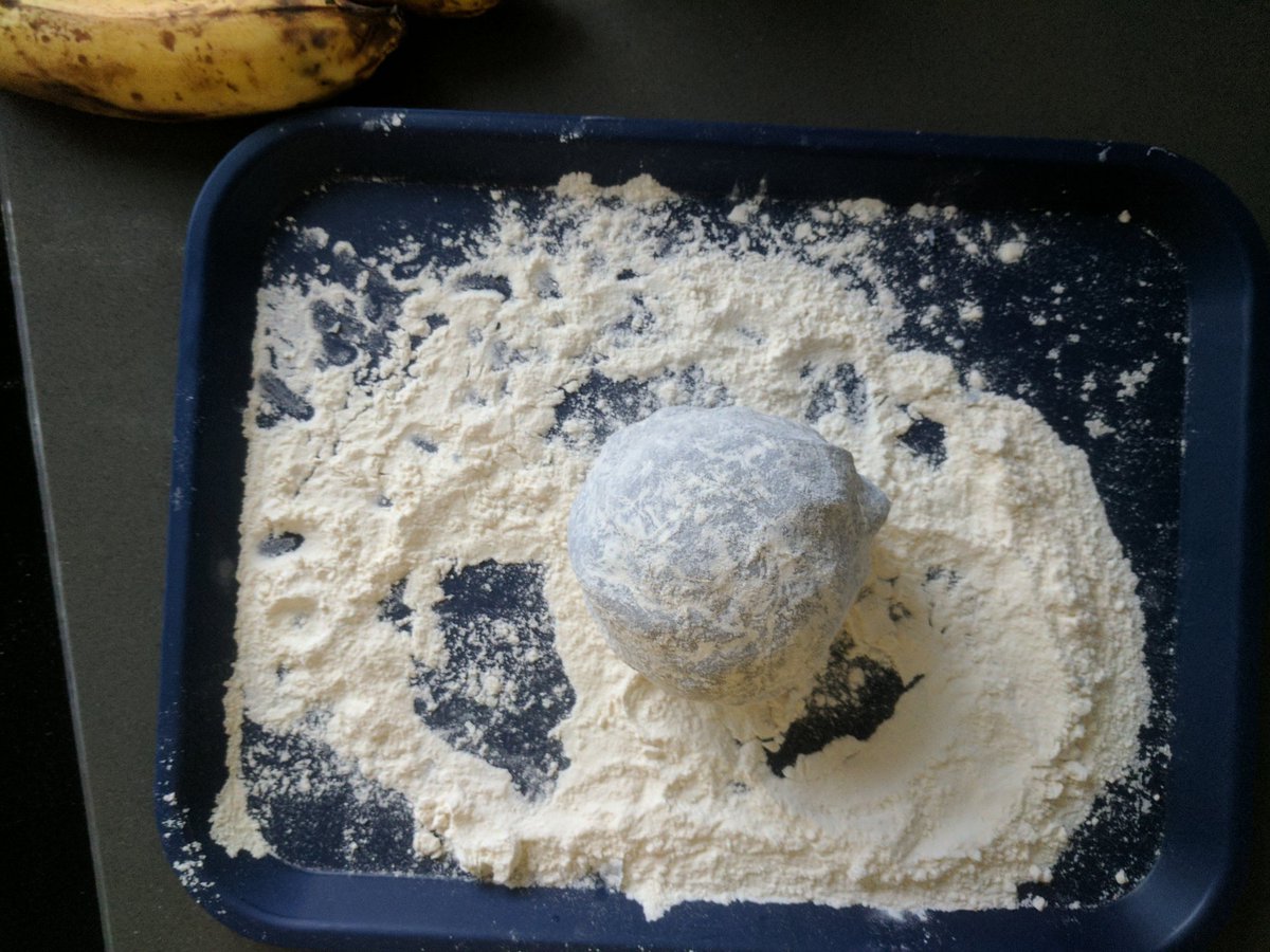 hansamann's tweet photo. Squishy Dough - both conductive and insulating for my next #createschools workshop. Curious if it worked... @SquishyCircuits https://t.co/ntFI7w6ZM7