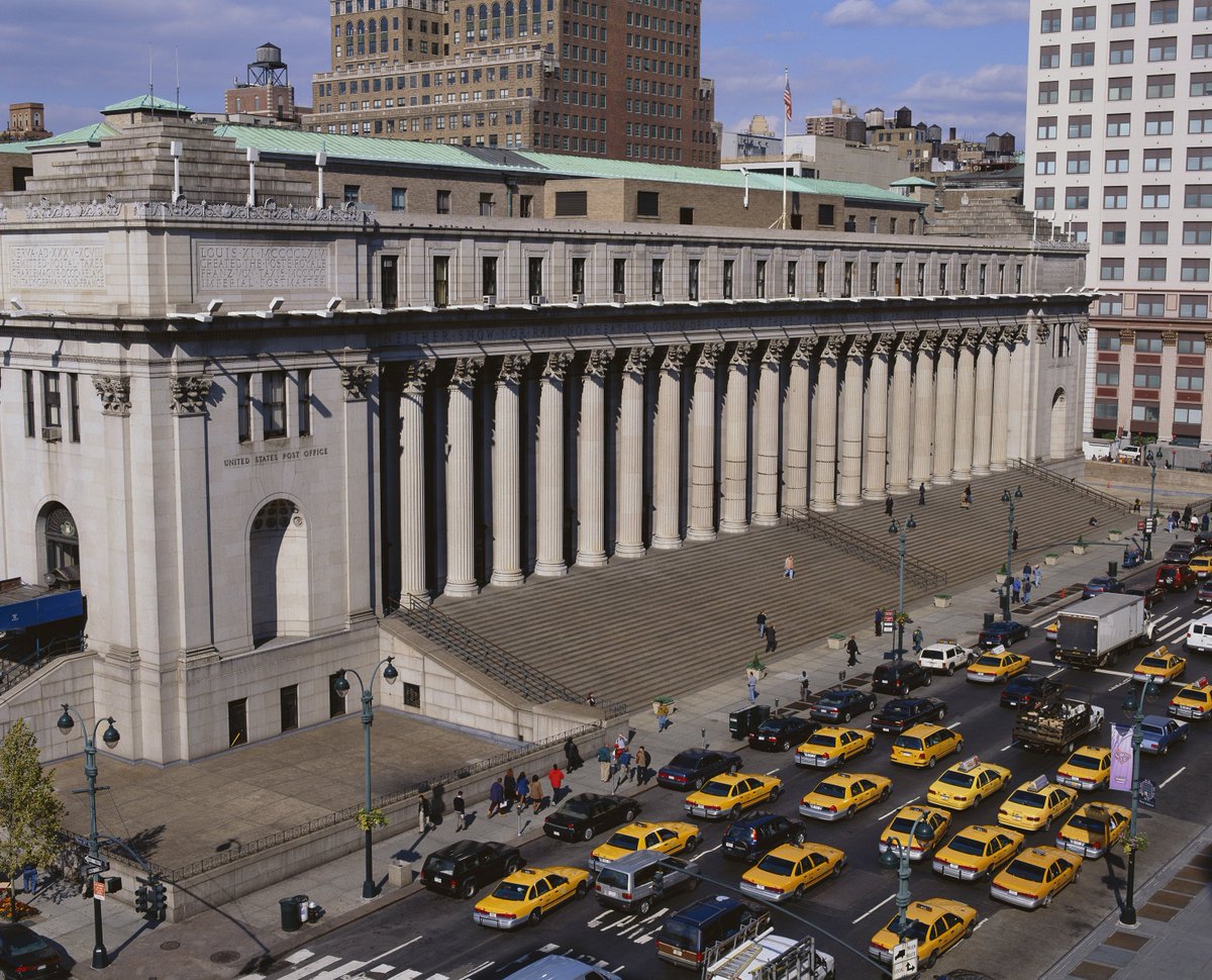 darleen_reid's tweet photo. Here is one more for NYC, the Farley Post Office. #NYCsites https://t.co/hzu9t19O3q
