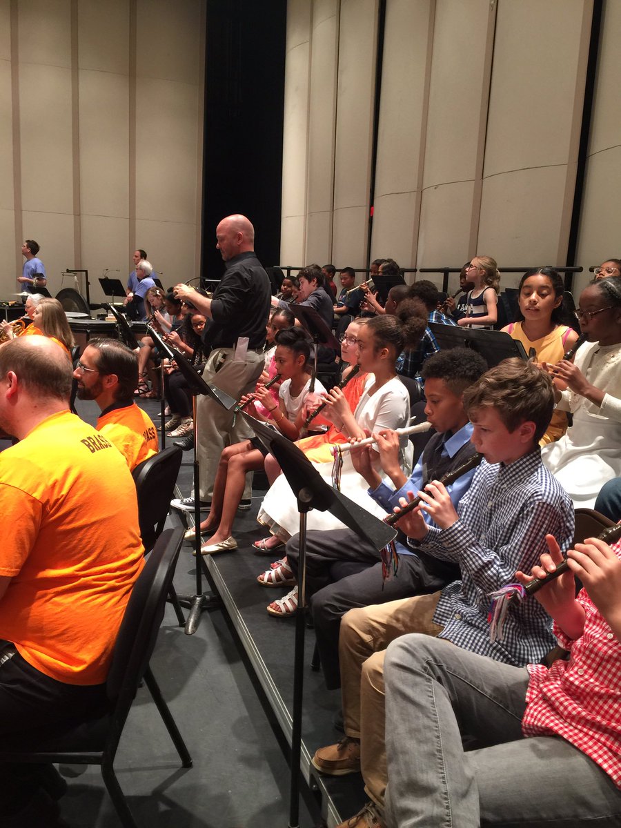 Another great experience for Varieur students! Some backstage action! <a href="/PawtucketSup/">Patti DiCenso</a> <a href="/RIPhilharmonic/">RI Philharmonic</a> <a href="/CityofPawtucket/">City of Pawtucket RI</a>