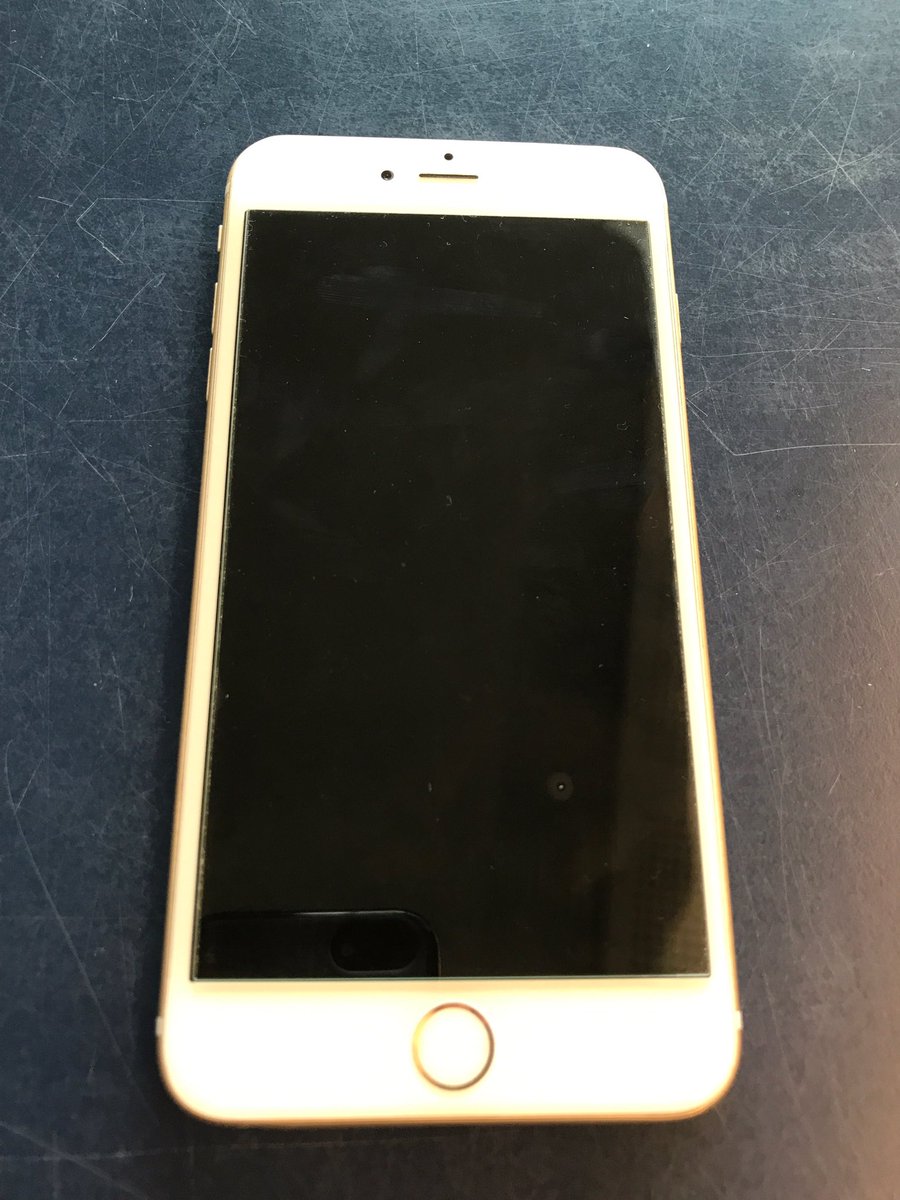 PZSintNiklaas's tweet photo. #iphone #gevonden #destelwijk. Ben of ken je de eigenaar? Bel 03 760 65 00 of kom langs met nodige bewijsstukken. RT=Nice @ilost @reownit https://t.co/rXajhP9ikT