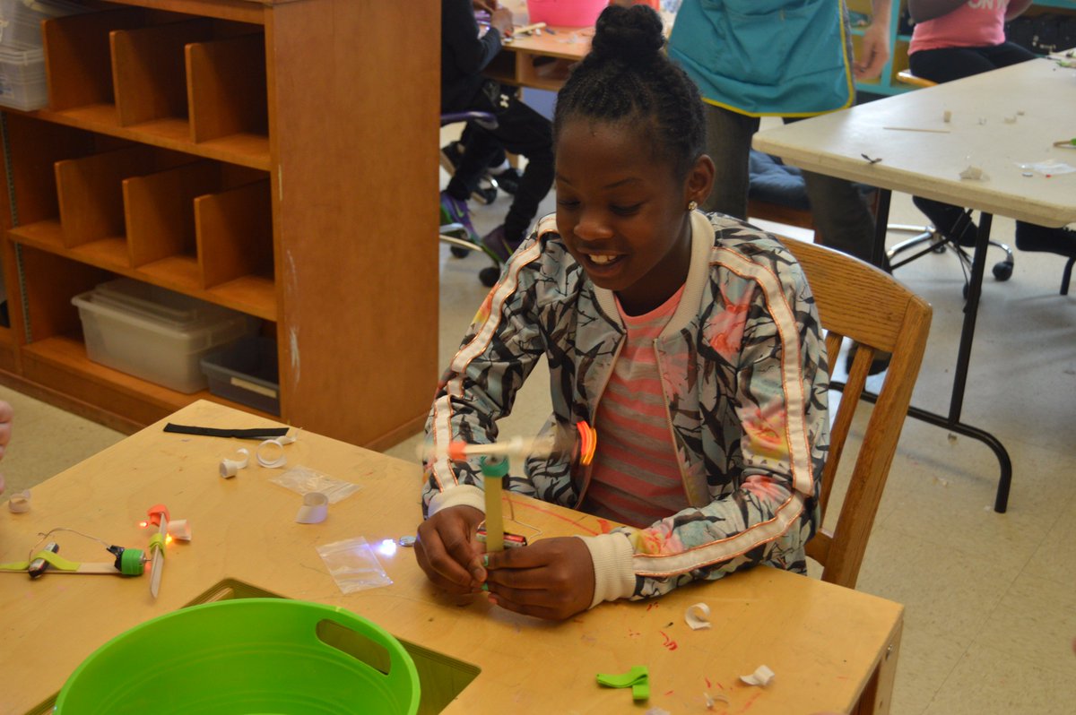 clwarlick's tweet photo. Success doesn't come to you. You go get it. Then, you SMILE! #hesmakes @futuremakerkids @BCPSHES https://t.co/NnraKhE00v