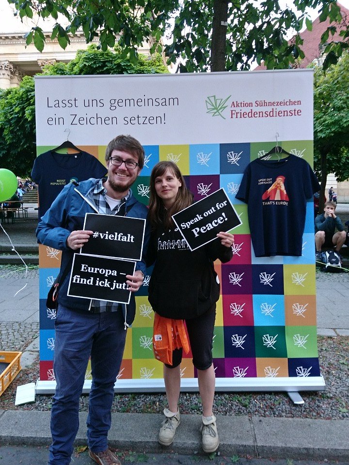 asf_ev's tweet photo. Marie und Torsten #asfev #dekt17 #thatseurope https://t.co/OrkdgEi0Yy