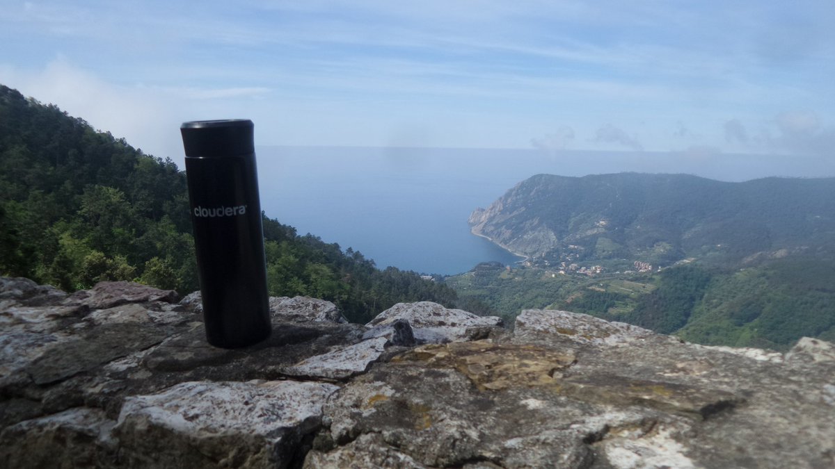 GoBraveDave's tweet image. .@cloudera is not only helping @ANZ_AU establish a #bigdata platform they are also keeping me hydrated while #hiking around #cinqueterre