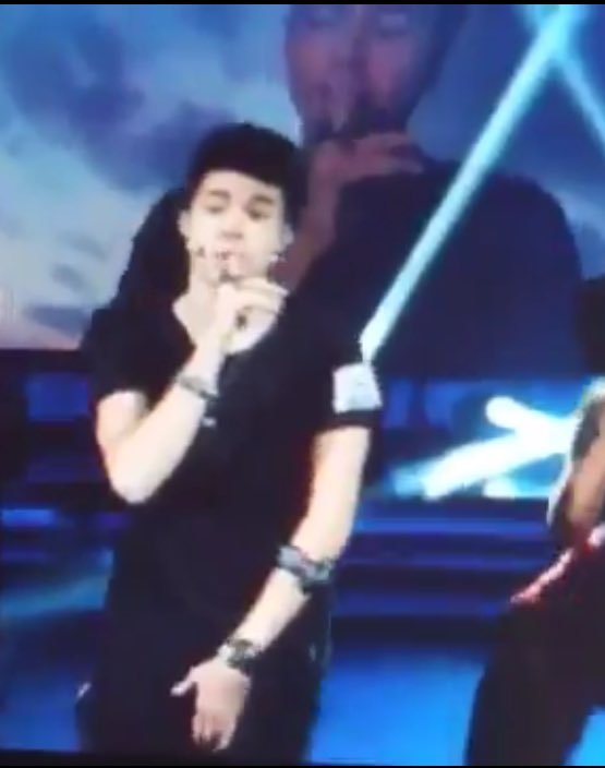 mariobautista_ tweet picture