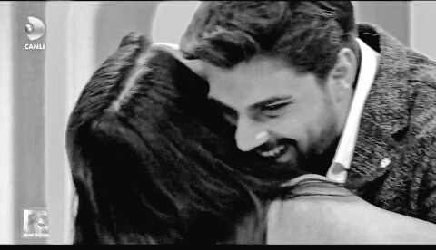 BİR GÜLÜŞÜNÜZ DÜNYAYA BEDEL BEE KısmetseOlur SonBulsun