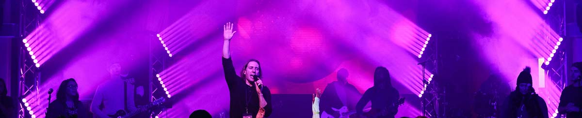 clarktweet's tweet photo. Bright Lights.  Big Breakaway. Check out what @CalvaryChurch is doing to ignite their youth group #ClarkIS https://t.co/yAAIrojcS5 https://t.co/5DH3BMlK98