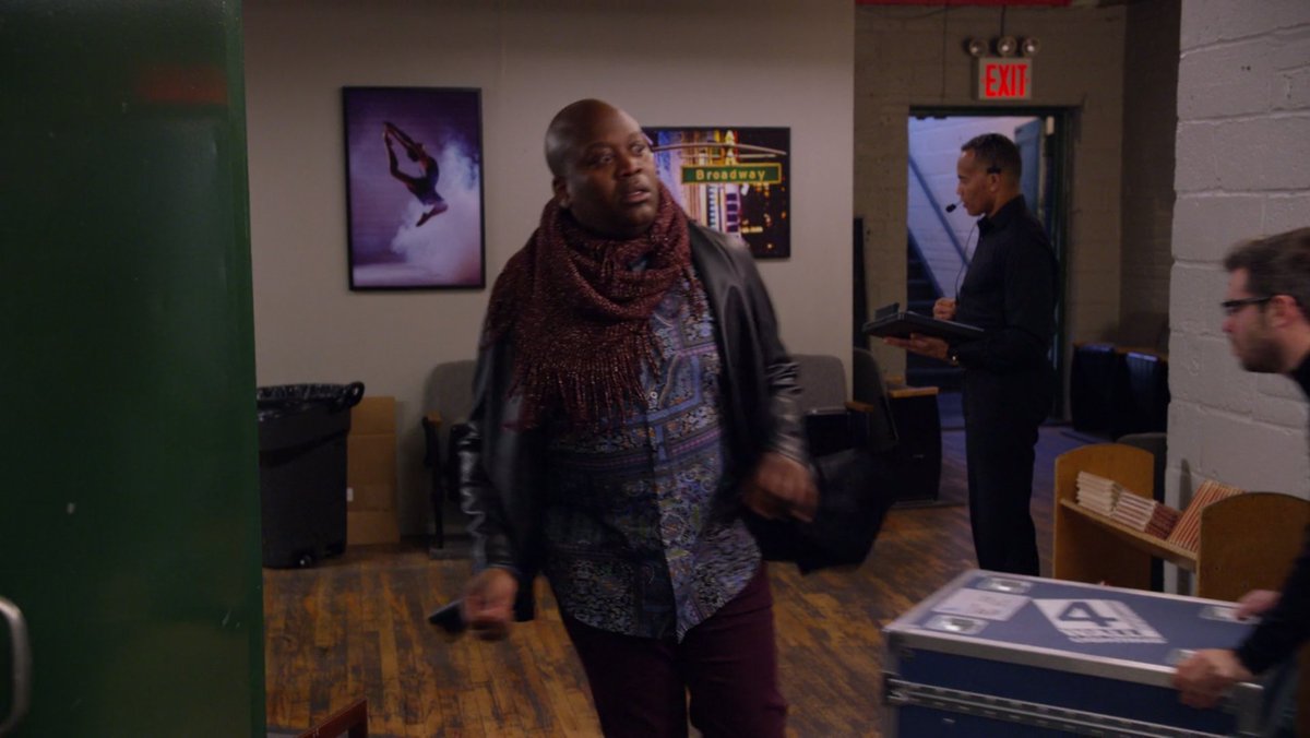 4Wall's tweet photo. Our case made its #Netflix debut on the #UnbreakableKimmySchmidt! Our cases seem to sneak in some camera time every now and then. #ScreenHog https://t.co/haXWvRpqK0