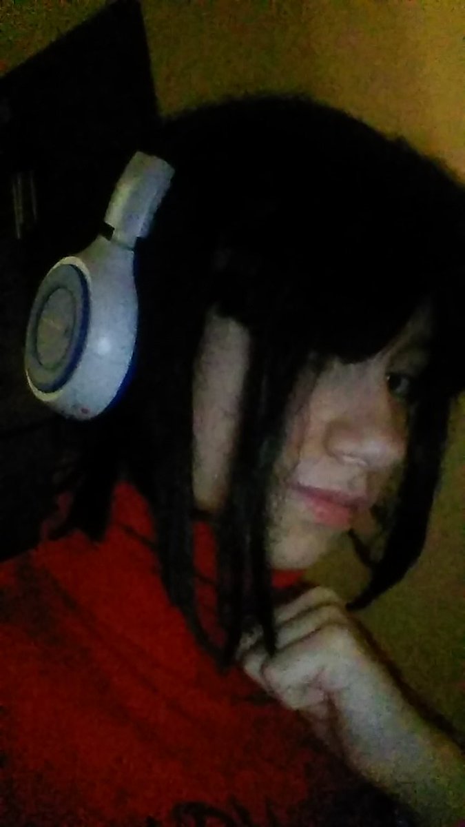 AixaGronda's tweet photo. Hi @gorillaz i made this cosplay of Noodle when she has got 10 years *i think* i hope what do you like it💖💖💖💖 isn't perfect but i try jeje https://t.co/NYJORV3FhJ