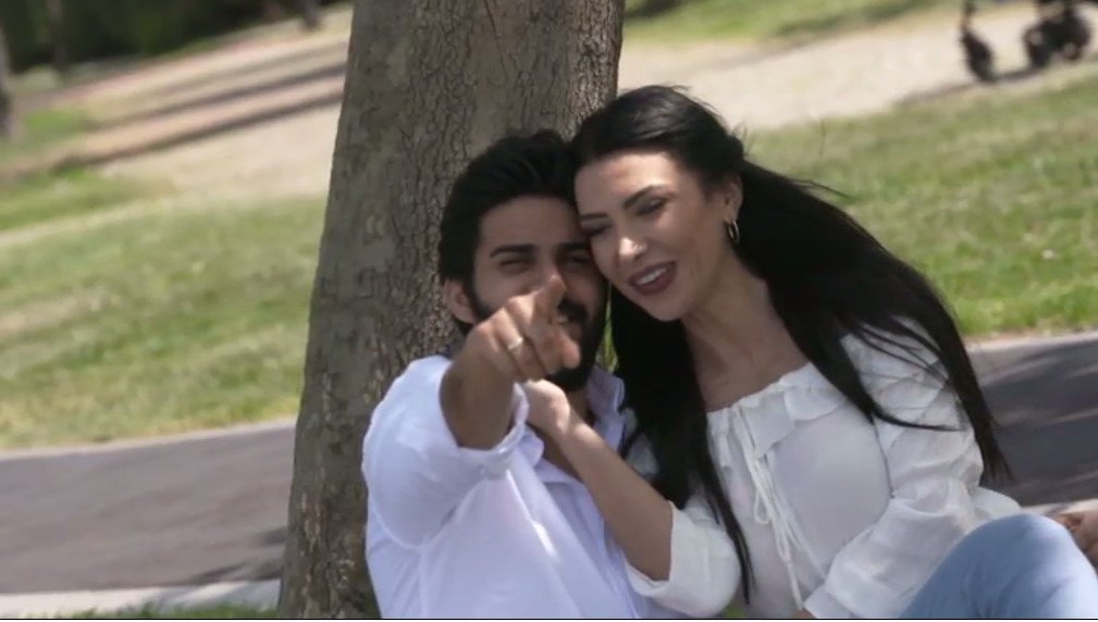 ddkiziltass's tweet photo. AdDid sadece evlenip mutlu olmak icin gelmisti oraya biktirdiniz herkesi nasil bi yapim bu PRODUCTION HOUSE leşsiniz KısmetseOlur SonBulsun https://t.co/PiqvXCU3Sw