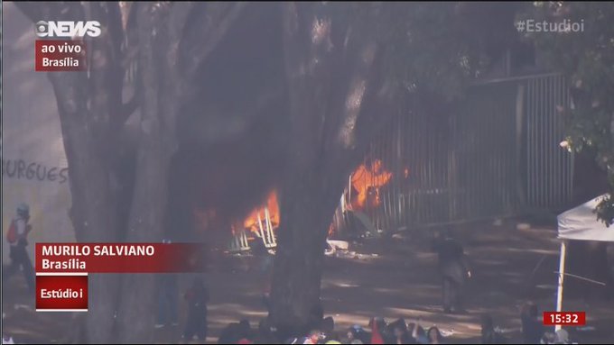 View image on Twitter