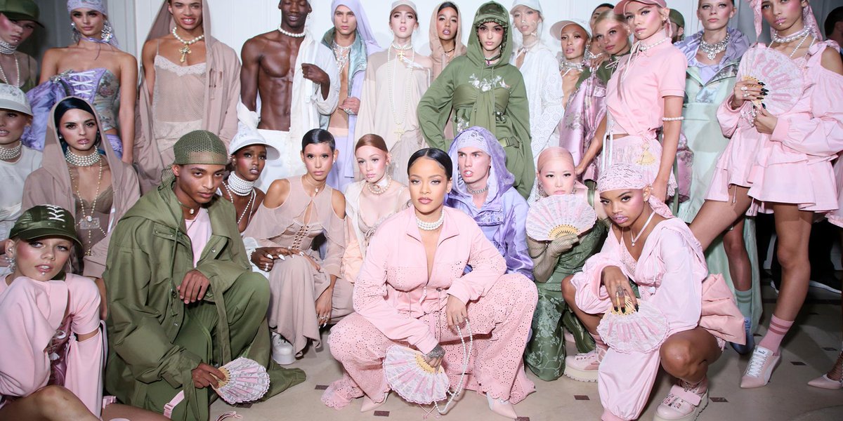 PUMAmexico's tweet photo. Llega como la realeza. La colección #FENTYxPUMA podrás encontrarla disponible en @CommonPeopleMX. https://t.co/h0NXJSA1un