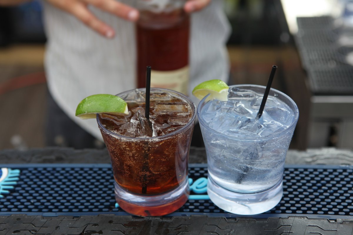 Sunny weather and cold drinks go hand in hand. Enjoy a Rum &amp; Coke or Gin &amp; Tonic with a refreshing hint of lime.