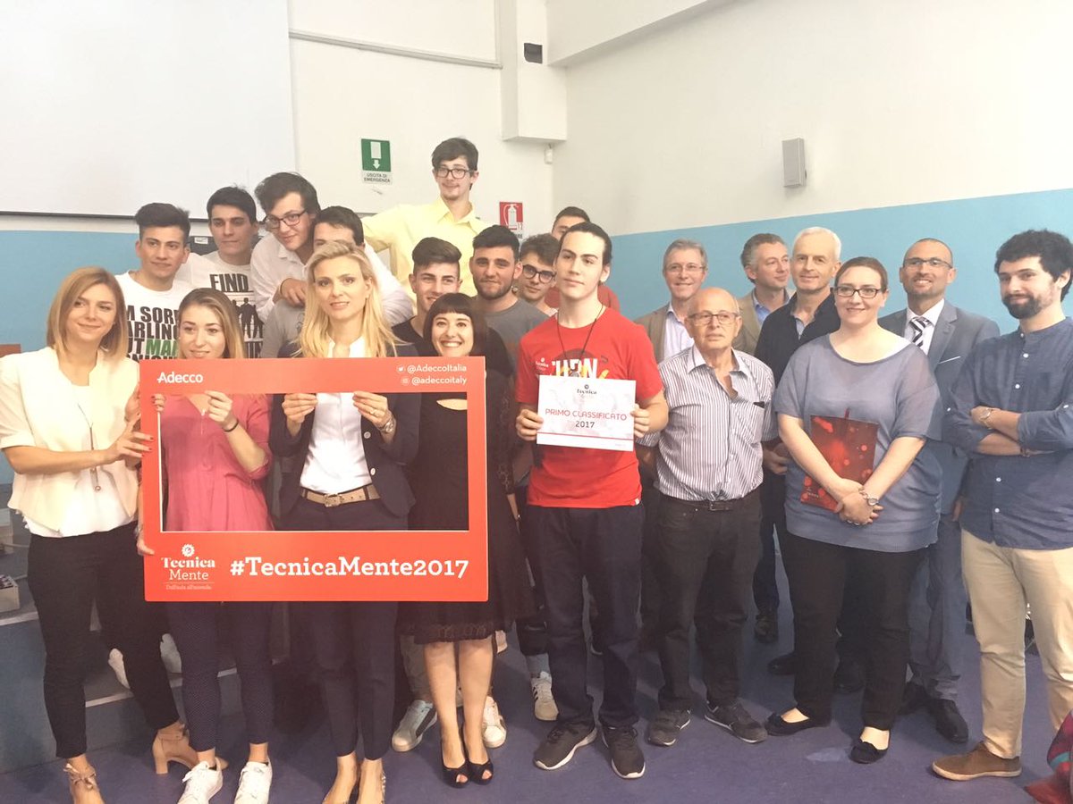 AliceGiammanco's tweet photo. Grazie a tutti gli studenti ad alle all'aziende che hanno partecipato oggi a #tecnicaMente2017 presso #iiscerebotani! @AdeccoItalia https://t.co/6qAzLynbBZ