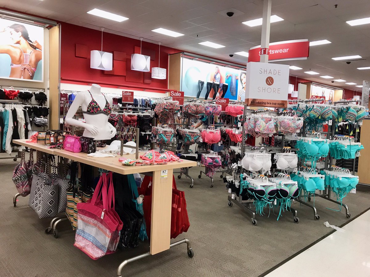 Summer is here at T-0827. Suns out ☀️