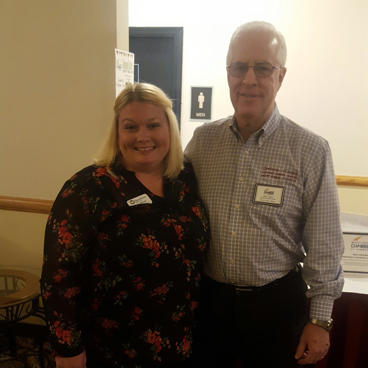 hpburlingtonom's tweet photo. Congrats to @hpburlingtoned for winning the Mount Vernon Chamber of Commerce "Upbeat Award" We are so proud! #FrontierCulture https://t.co/ituNVjDjeD