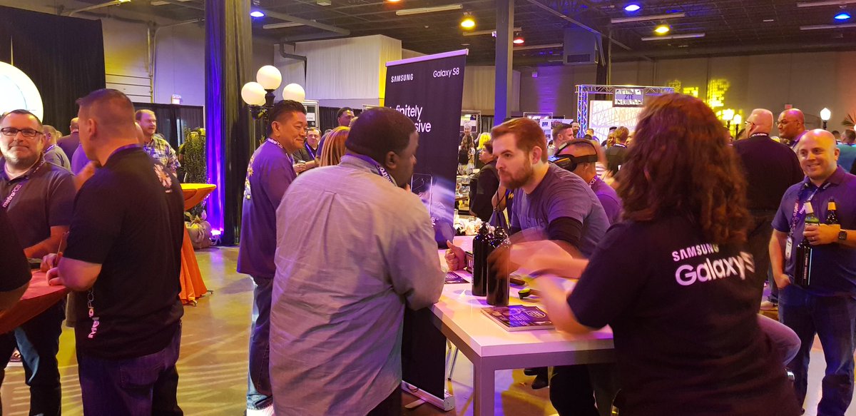 CMoyaSamsung's tweet photo. @MetroPCS 15 year Summit was a hit! Thanks for letting @SamsungMobile join in on the fun!! https://t.co/VgyZD7o3Pt