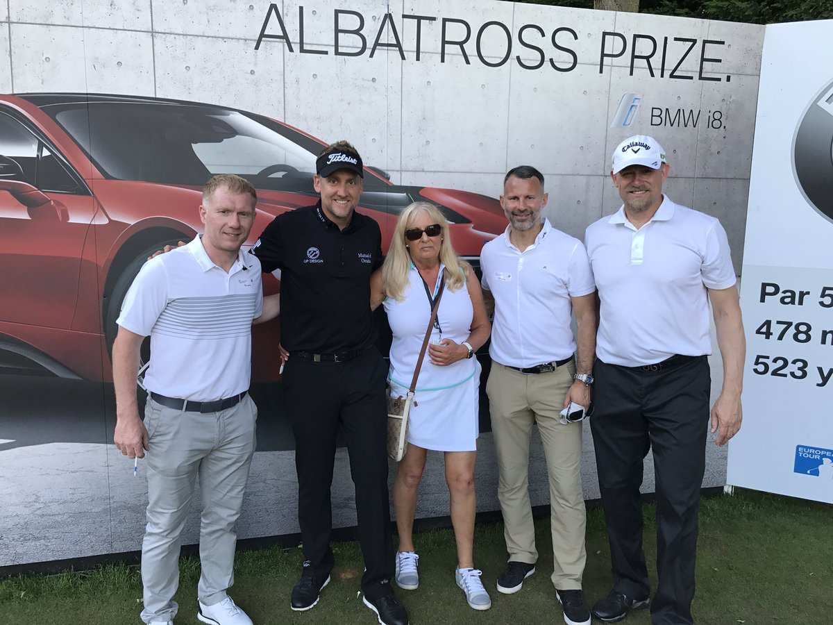 IanJamesPoulter's tweet photo. Had a good crack with 3 footballing legends today at @BMWPGA. Ryan Giggs, Paul Scholes, Peter Schmeichel. And my mum came for a walk too. https://t.co/KBZfI7Geuq