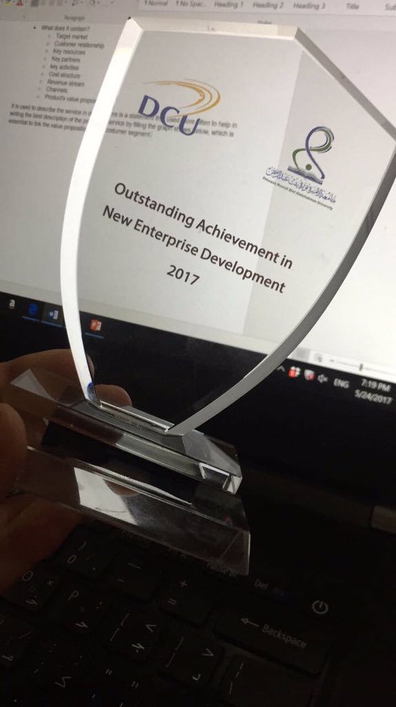 NorahAlGhobain's tweet photo. الحمدالله رب العالمين تم اختيار مشروعنا من افضل المشاريع في #we_tech والمتماشيه مع the kingdom vision 2030 @Shoug_O @LamaJz proud of us💕💪🏼🏆 https://t.co/dDsFD7PMiU