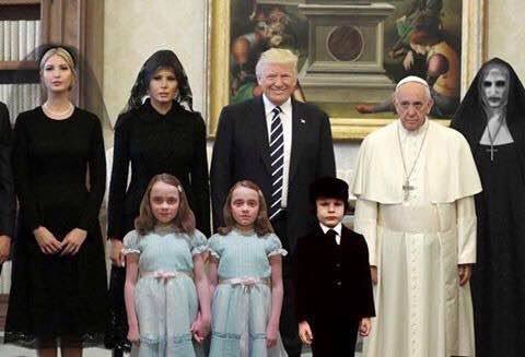 voicehaupt's tweet photo. #Inverseworld - when a #picture step by step gets more #authentic with #photoshop. #trumpinvatican https://t.co/Nye4gH0NPL