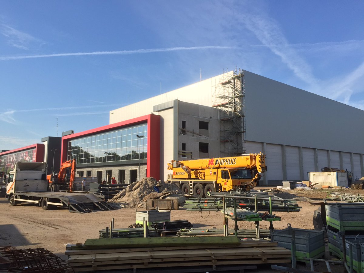 edwinwopereis's tweet photo. Today's status... warehouse extension #Kramp Varsseveld. #KrampInProgress #KrampNL https://t.co/KxtblS1mP5