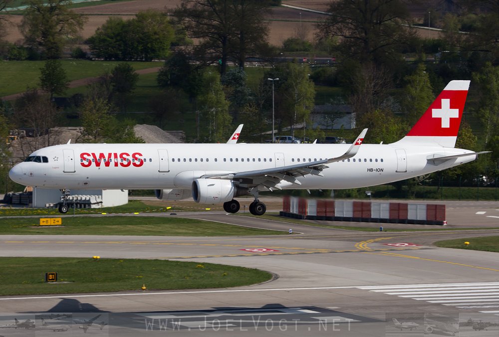 joelat___'s tweet photo. A @FlySWISS @Airbus #A321 returning home
https://t.co/LXYZNFhXuF
#avgeek #aviation #Zurich #ZRH #ZRHmovements #travel #reasonifly #swiss https://t.co/GlH5BhnvFE