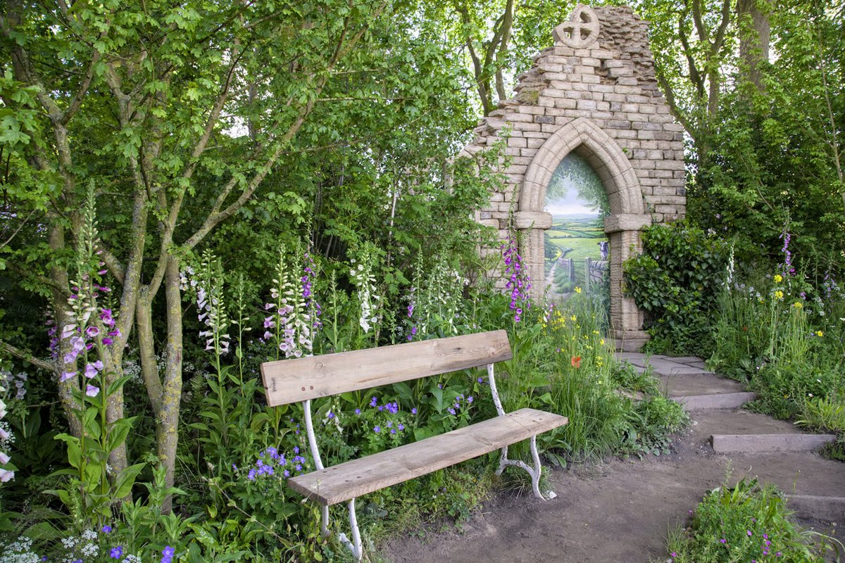 Welcome2Yorks's tweet photo. VOTE: We'd love your vote for the BBC People's Choice Award for our Chelsea Flower Show Garden! Vote here ▶️ https://t.co/xjsNC3eLrG https://t.co/i8LwJYqDaD