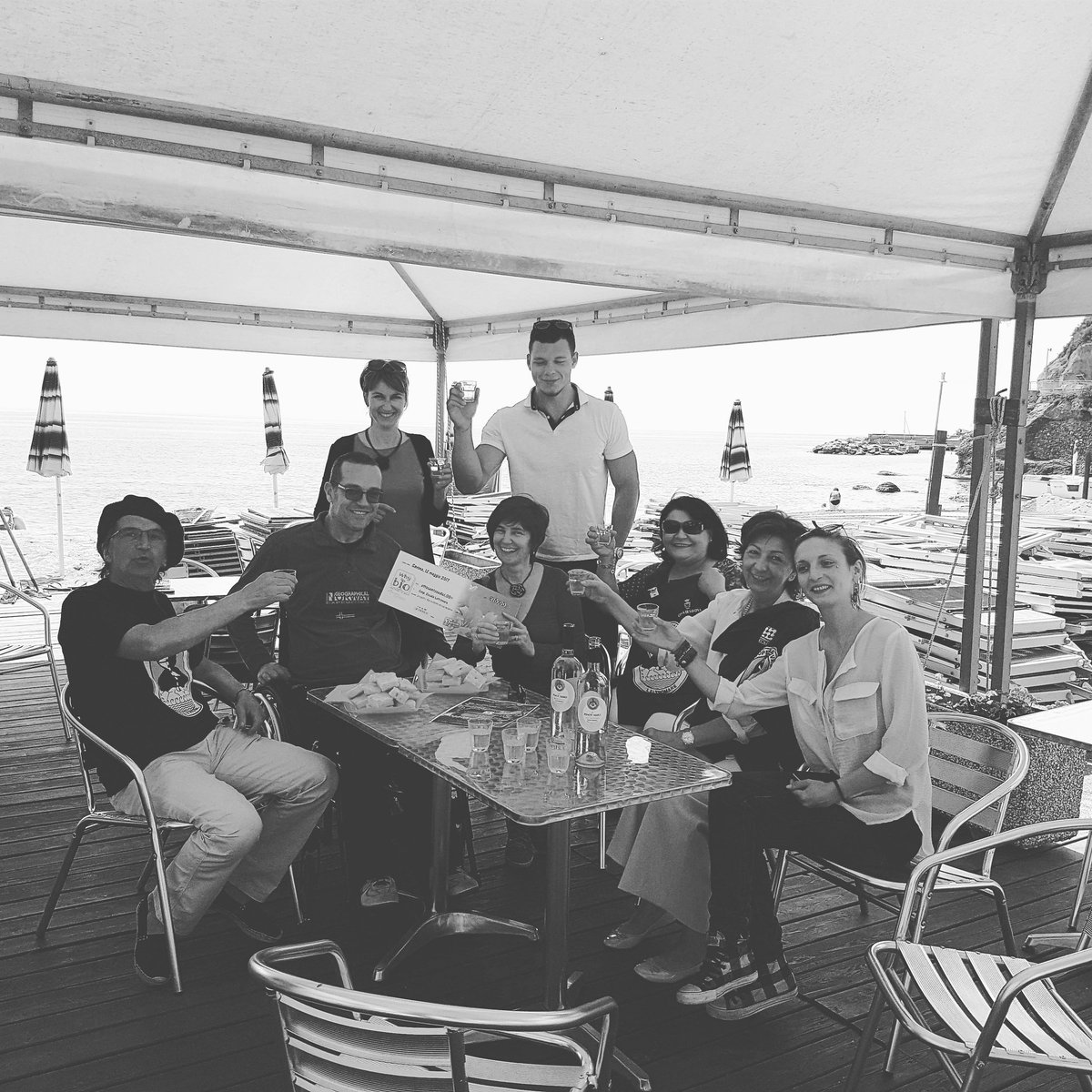 WhyBioSavona's tweet photo. #whybio per coop laltromare Savona. #consegnabeneficenza #aperighiotto #Savona #priamar #eventoasavona #indaco https://t.co/kcEWIMrNLp