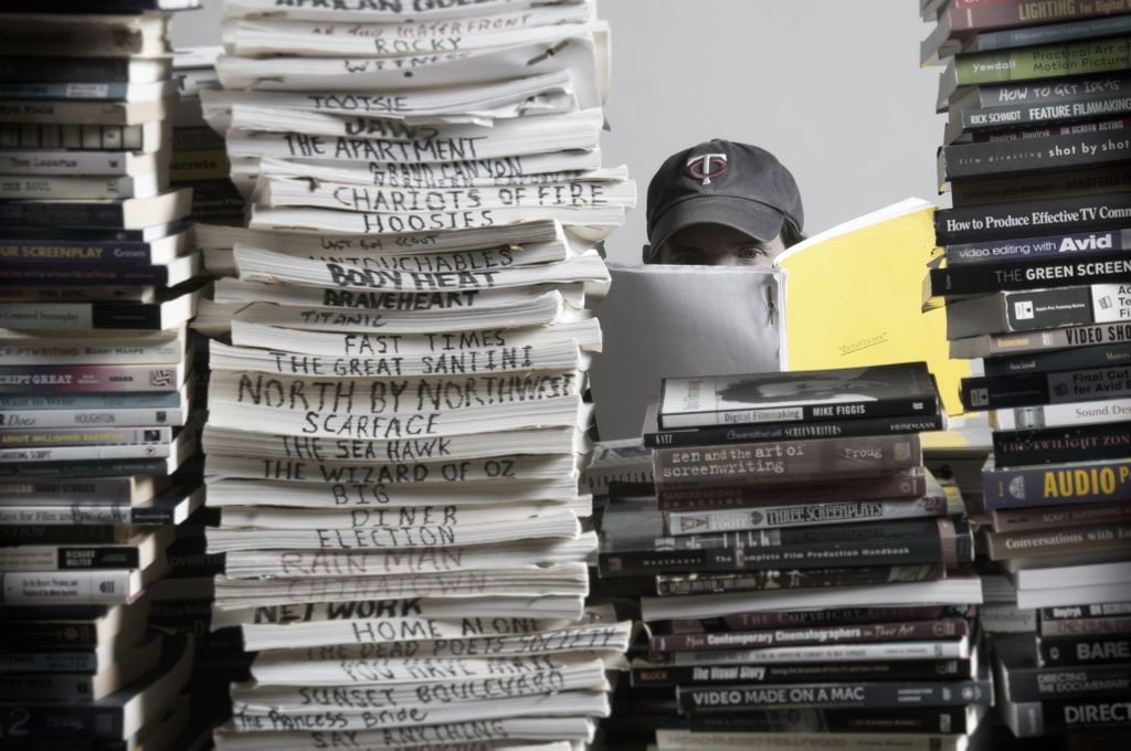 TheScriptLab's tweet photo. 3 tips for transforming your screenplay into a page-turner! #screenwriting https://t.co/kj3pWOoqJJ https://t.co/0X3LyEQUwA