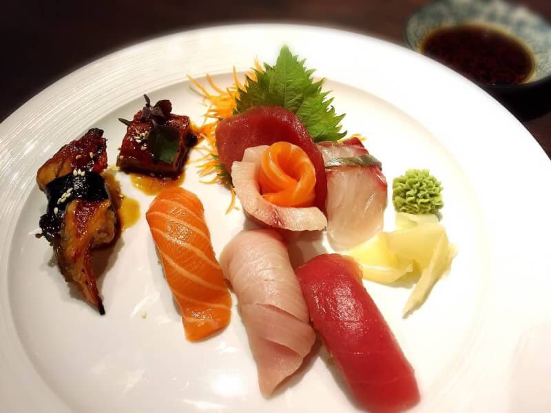 neungfirst's tweet photo. #brighamcircle @laughingmonkcaf #yukonset #lunch #japanesefood #boston https://t.co/qVEH1V5WQi