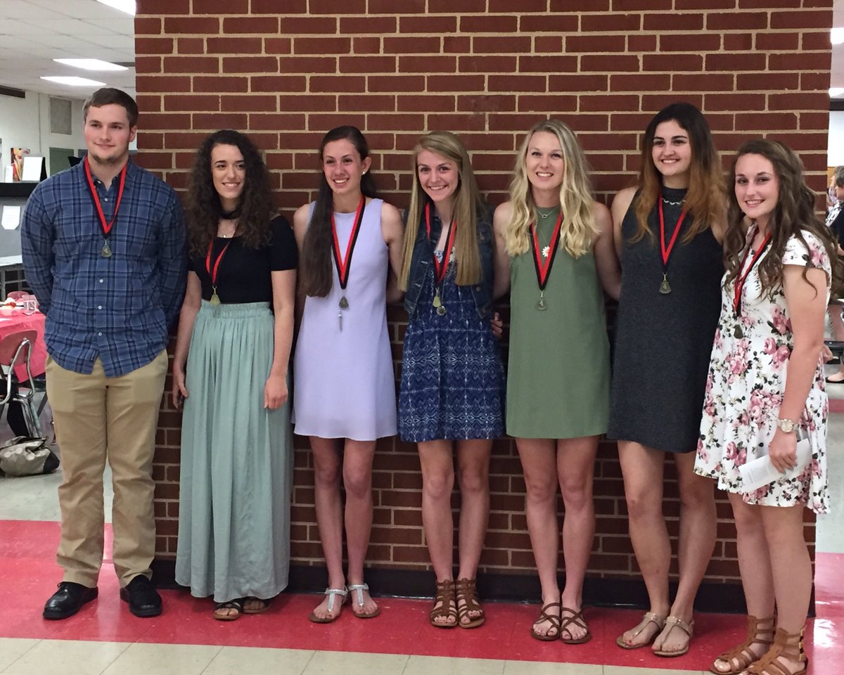 Deanne Fiedler tweet media