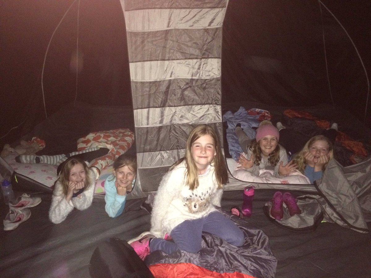 Cheam_CPC's tweet photo. Year 5 happy camping @CheamSchool https://t.co/qf7oLctlDG