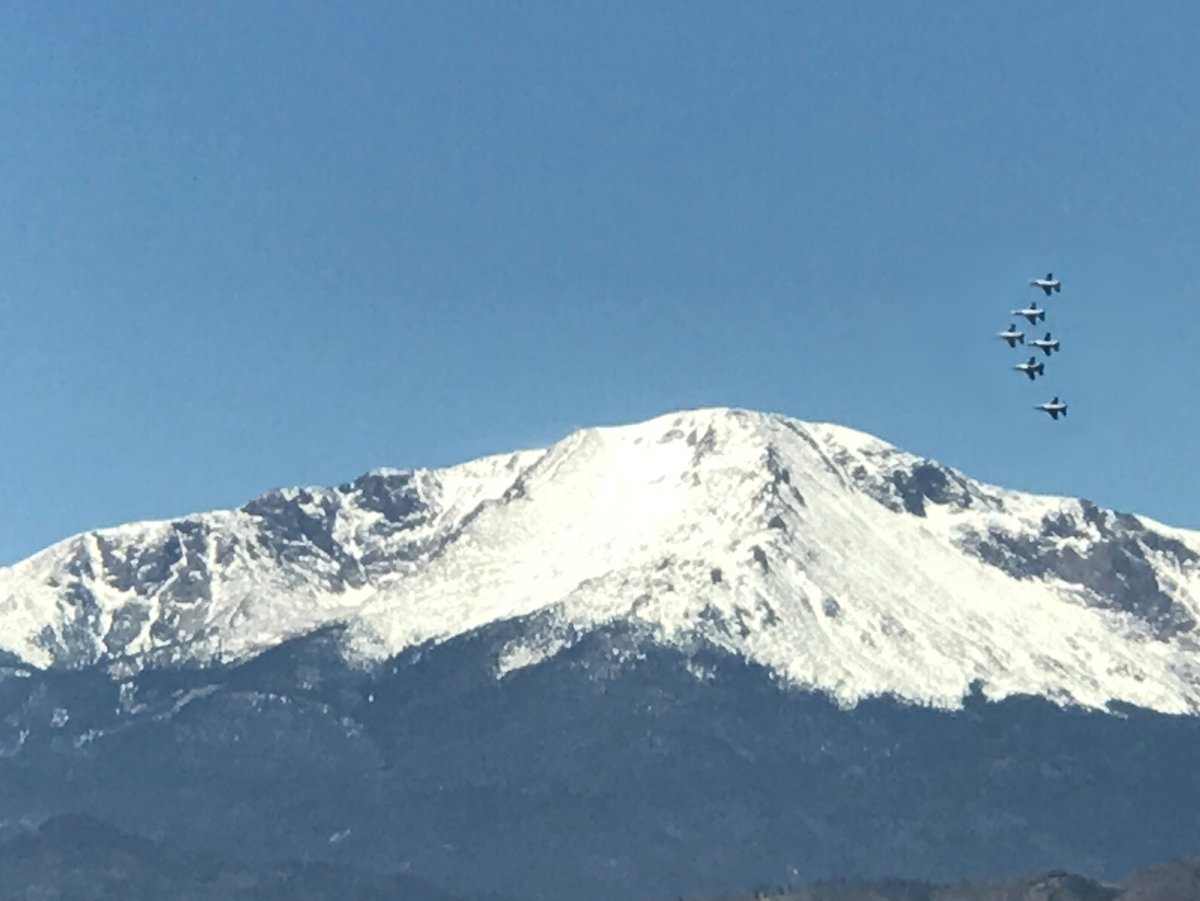AxellioEdge's tweet photo. Congratulations to the Air Force Academy Graduates! You make us all so proud. Special thanks to #Thunderbirds &amp; their sound of freedom! https://t.co/t8JyKPSiwU